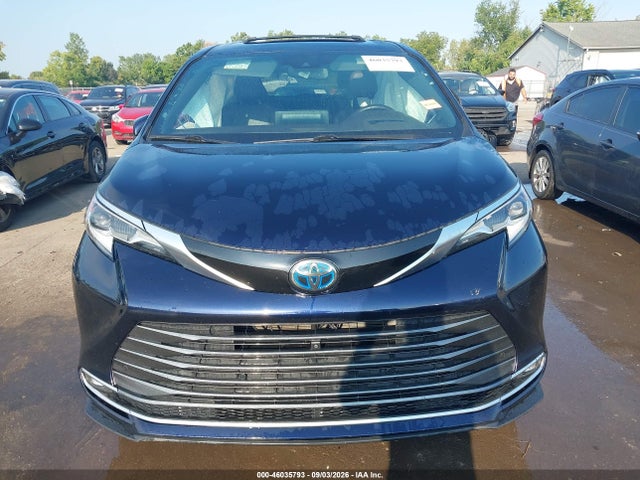 2021 Toyota Sienna Platinum მანქანა იყიდება აუქციონზე, vin: 5TDESKFCXMS014746, აუქციონის ნომერი: 46035793