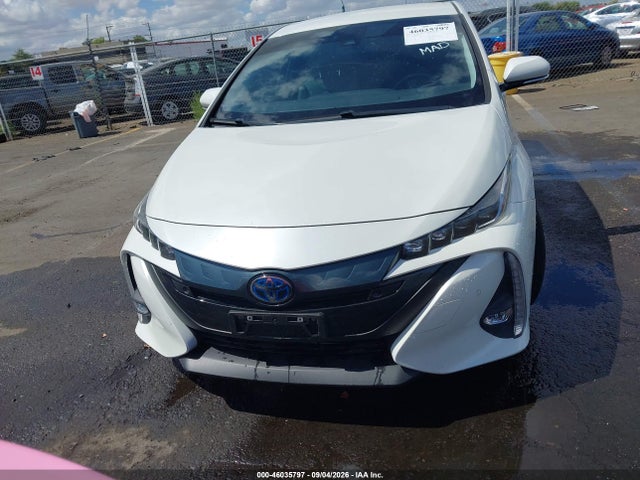 46035797 :رقم المزاد ، JTDKARFP8H3059595 vin ، 2017 Toyota Prius Prime Advanced مزاد بيع