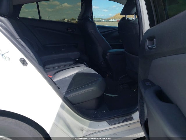 46035797 :رقم المزاد ، JTDKARFP8H3059595 vin ، 2017 Toyota Prius Prime Advanced مزاد بيع