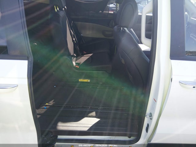2025 Kia Carnival Mpv Hybrid Lxs მანქანა იყიდება აუქციონზე, vin: KNDNB5KA6S6049173, აუქციონის ნომერი: 46035837