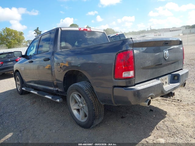 2017 Ram 1500 Express  4x2 5'7 Box მანქანა იყიდება აუქციონზე, vin: 3C6RR6KT3HG592175, აუქციონის ნომერი: 46035867