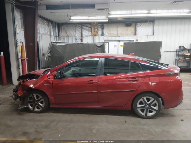 Toyota Prius Four Touring 2016 JTDKARFU8G3523215 Image 14