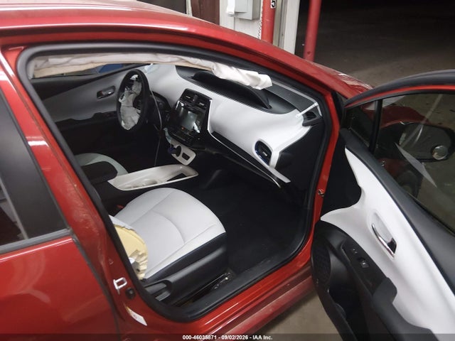 Toyota Prius Four Touring 2016 JTDKARFU8G3523215 Image 5