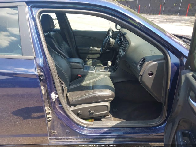 Продаж на аукціоні авто 2015 Dodge Charger Sxt, vin: 2C3CDXHG9FH897050, номер лоту: 46035897