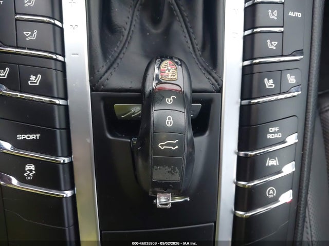 46035909 :رقم المزاد ، WP1AB2A56HLB11794 vin ، 2017 Porsche Macan S مزاد بيع