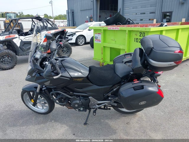 Продаж на аукціоні авто 2015 Honda Nc700xd, vin: JH2RC6344FK100235, номер лоту: 46035922