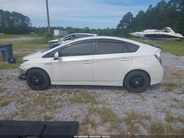 2013 Toyota Prius Two მანქანა იყიდება აუქციონზე, vin: JTDKN3DU7D1681993, აუქციონის ნომერი: 46035928