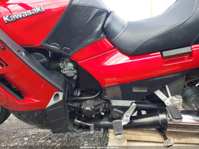 46035936 :رقم المزاد ، JKAZGCA11YB513635 vin ، 2000 Kawasaki Zg1000 مزاد بيع