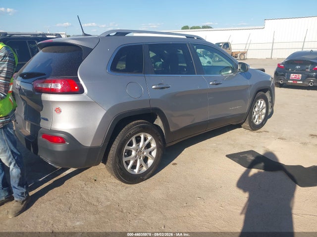 46035975 :رقم المزاد ، 1C4PJLCS4GW108235 vin ، 2016 Jeep Cherokee Latitude مزاد بيع
