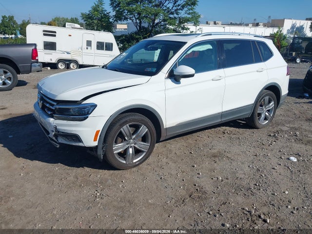 46036009 :رقم المزاد ، 3VV4B7AXXJM077863 vin ، 2018 Volkswagen Tiguan Sel Premium مزاد بيع