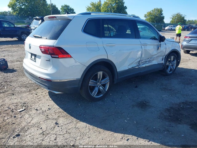 46036009 :رقم المزاد ، 3VV4B7AXXJM077863 vin ، 2018 Volkswagen Tiguan Sel Premium مزاد بيع