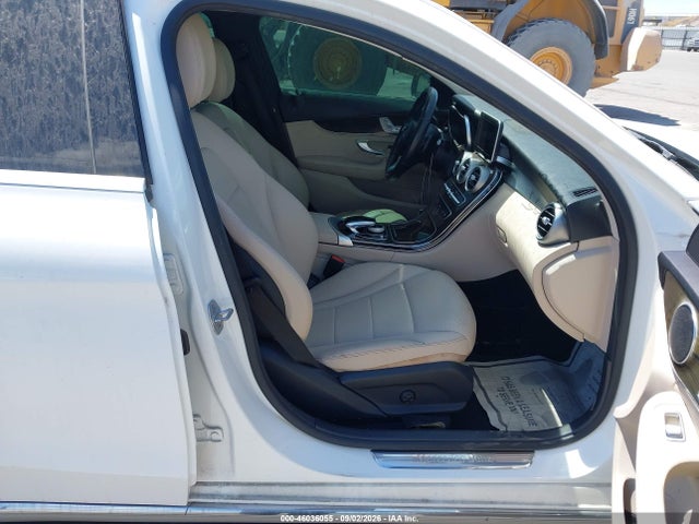 Продаж на аукціоні авто 2016 Mercedes-benz C-class, vin: 55SWF4JB5GU129765, номер лоту: 46036055