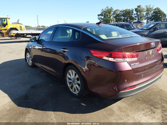 Auction sale of the 2018 Kia Optima Lx, vin: 5XXGT4L35JG259117, lot number: 46036056