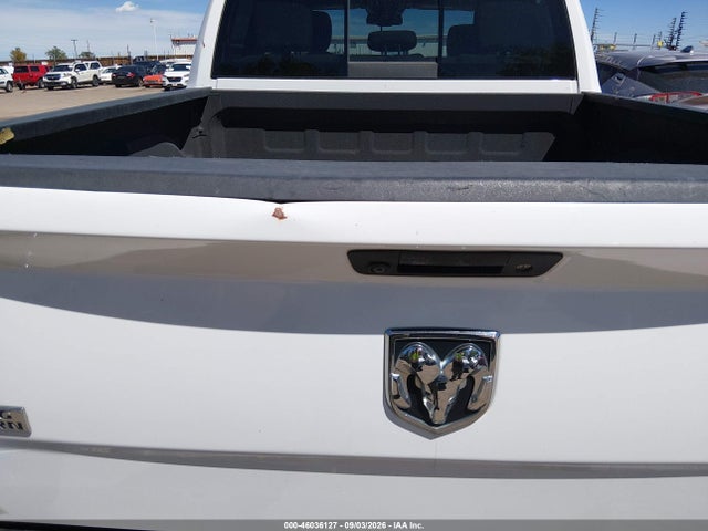 2017 Ram 1500 Big Horn  4x4 5'7 Box მანქანა იყიდება აუქციონზე, vin: 3C6RR7LT7HG714167, აუქციონის ნომერი: 46036127