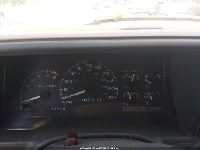 Продажа на аукционе авто 1996 Chevrolet Gmt-400 K1500, vin: 2GCEK19R2T1209370, номер лота: 46036159