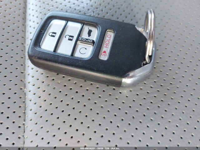 Продажа на аукционе авто 2016 Honda Pilot Elite, vin: 5FNYF6H03GB040058, номер лота: 46036201