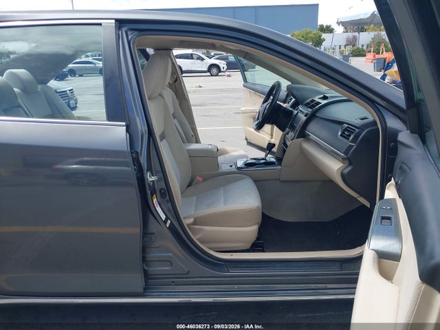 2012 Toyota Camry Hybrid Xle მანქანა იყიდება აუქციონზე, vin: 4T1BD1FK2CU061449, აუქციონის ნომერი: 46036273