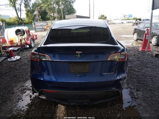 Продаж на аукціоні авто 2023 Tesla Model Y Awd/long Range Dual Motor All-wheel Drive, vin: 7SAYGDEEXPA144810, номер лоту: 46036292