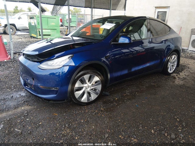 Продаж на аукціоні авто 2023 Tesla Model Y Awd/long Range Dual Motor All-wheel Drive, vin: 7SAYGDEEXPA144810, номер лоту: 46036292