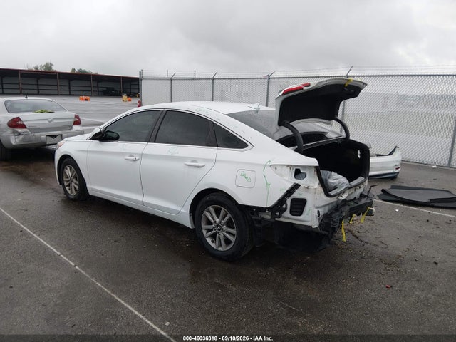 Продажа на аукционе авто 2015 Hyundai Sonata Se, vin: 5NPE24AFXFH184935, номер лота: 46036318
