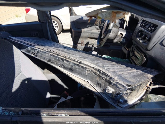 46036361 :رقم المزاد ، 1N6ED27Y71C386415 vin ، 2001 Nissan Frontier Xe-v6 مزاد بيع