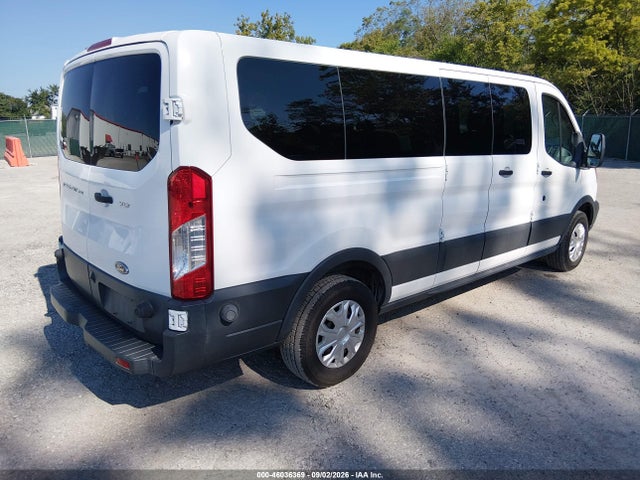 46036369 :رقم المزاد ، 1FBZX2ZM7FKB27771 vin ، 2015 Ford Transit-350 Xlt مزاد بيع