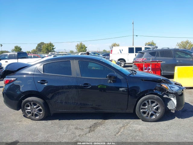 46036418 :رقم المزاد ، 3MYDLBYV1LY715966 vin ، 2020 Toyota Yaris Le مزاد بيع