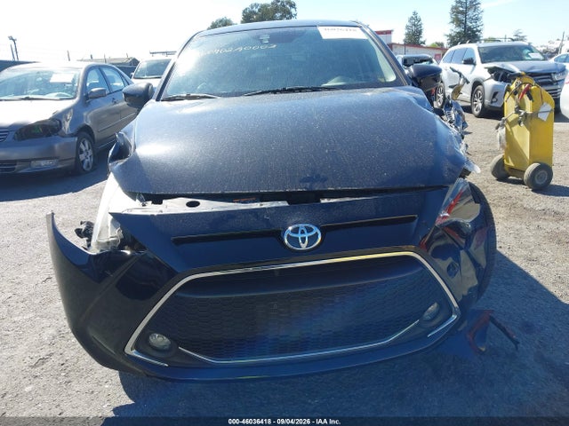 46036418 :رقم المزاد ، 3MYDLBYV1LY715966 vin ، 2020 Toyota Yaris Le مزاد بيع