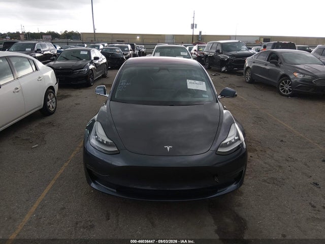 5YJ3E1EA2JF018900 Tesla Model 3 Long Range/mid Range