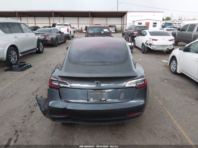 5YJ3E1EA2JF018900 Tesla Model 3 Long Range/mid Range