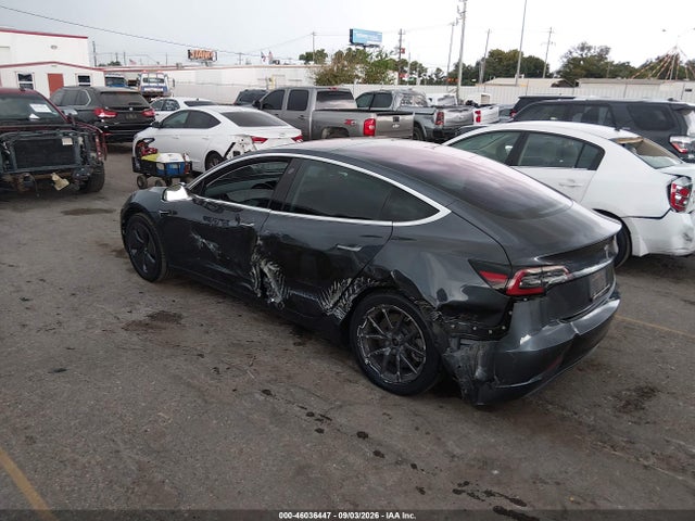5YJ3E1EA2JF018900 Tesla Model 3 Long Range/mid Range