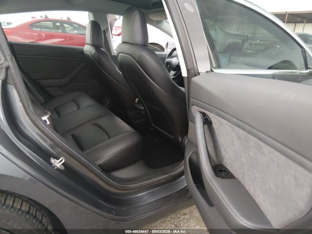 5YJ3E1EA2JF018900 Tesla Model 3 Long Range/mid Range