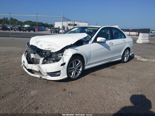 2014 Mercedes-benz C 250 Sport მანქანა იყიდება აუქციონზე, vin: WDDGF4HB9EA928181, აუქციონის ნომერი: 46036466