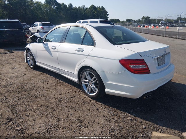 2014 Mercedes-benz C 250 Sport მანქანა იყიდება აუქციონზე, vin: WDDGF4HB9EA928181, აუქციონის ნომერი: 46036466