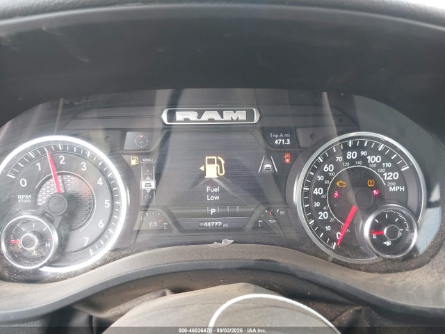 Aukcja sprzedaży 2025 Ram 1500 Big Horn  4x4 5'7 Box, vin: 1C6SRFFP5SN581949, numer aukcji: 46036470