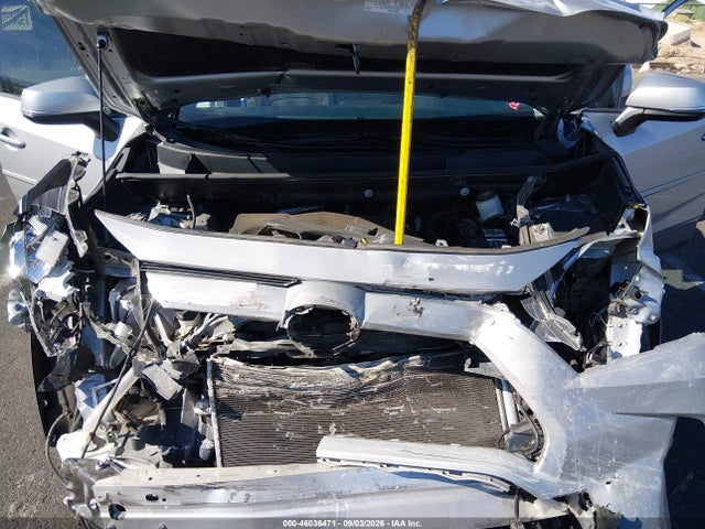 2020 Toyota Rav4 Xle მანქანა იყიდება აუქციონზე, vin: 2T3W1RFV9LW081661, აუქციონის ნომერი: 46036471