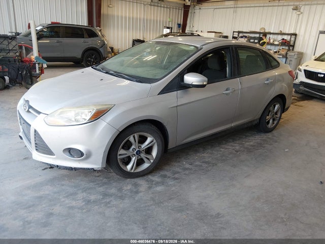Ford FOCUS SE 2014 1FADP3F27EL420518 Image 2