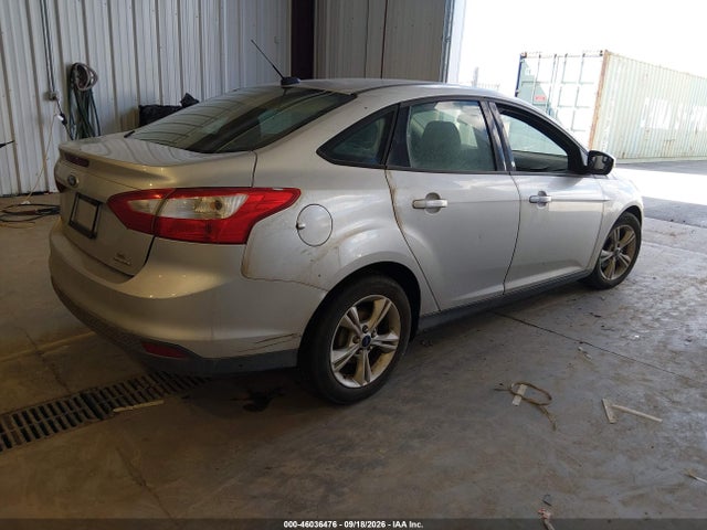 Ford FOCUS SE 2014 1FADP3F27EL420518 Image 4
