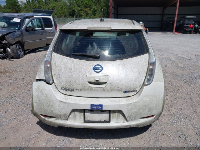 Nissan LEAF S 2015 1N4AZOCPOFC324176 Image 16