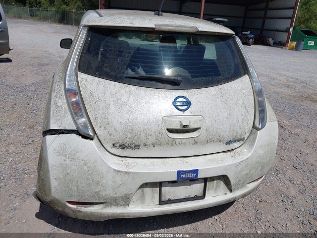 Nissan LEAF S 2015 1N4AZOCPOFC324176 Image 6
