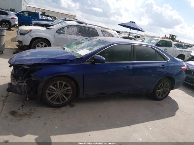 46036559 :رقم المزاد ، 4T1BF1FK1GU538162 vin ، 2016 Toyota Camry Se مزاد بيع