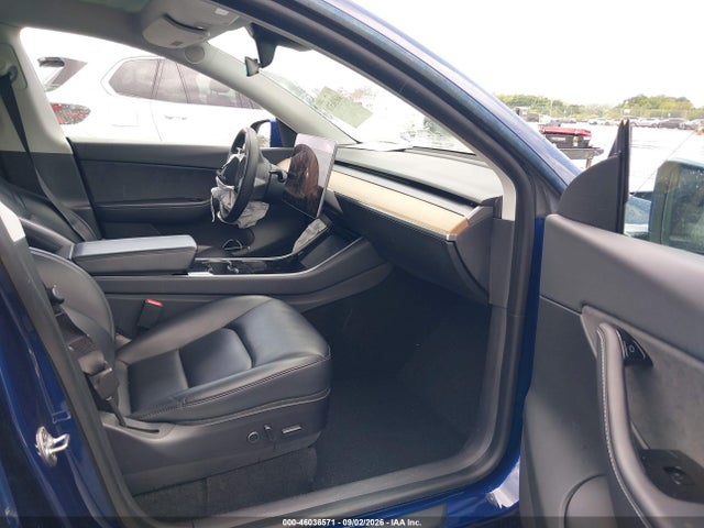 Продаж на аукціоні авто 2021 Tesla Model Y Long Range Dual Motor All-wheel Drive, vin: 5YJYGDEE8MF071299, номер лоту: 46036571