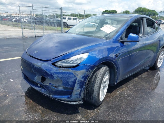 Продаж на аукціоні авто 2021 Tesla Model Y Long Range Dual Motor All-wheel Drive, vin: 5YJYGDEE8MF071299, номер лоту: 46036571