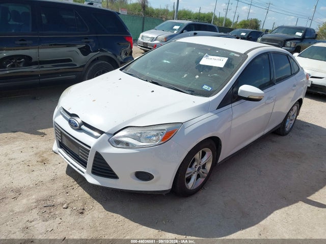 Ford FOCUS SE 2014 1FADP3F20EL254097 Image 2