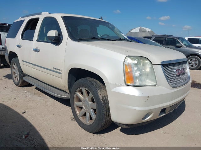 46036693 :رقم المزاد ، 1GKS2EEF3BR238795 vin ، 2011 Gmc Yukon Denali مزاد بيع