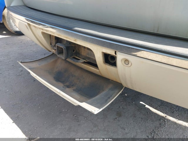 46036693 :رقم المزاد ، 1GKS2EEF3BR238795 vin ، 2011 Gmc Yukon Denali مزاد بيع