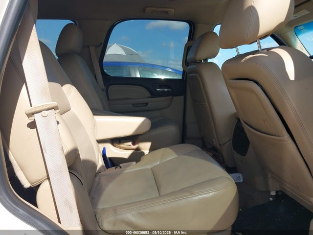 46036693 :رقم المزاد ، 1GKS2EEF3BR238795 vin ، 2011 Gmc Yukon Denali مزاد بيع