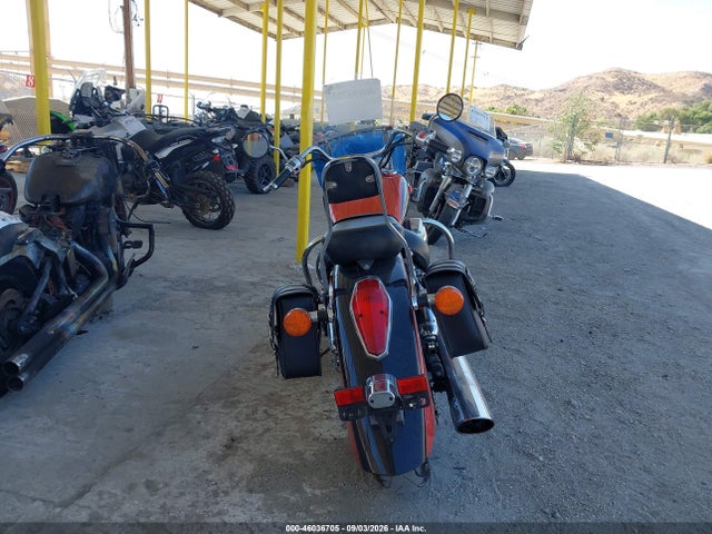 46036705 :رقم المزاد ، JH2RC50576M200471 vin ، 2006 Honda Vt750 Ca مزاد بيع