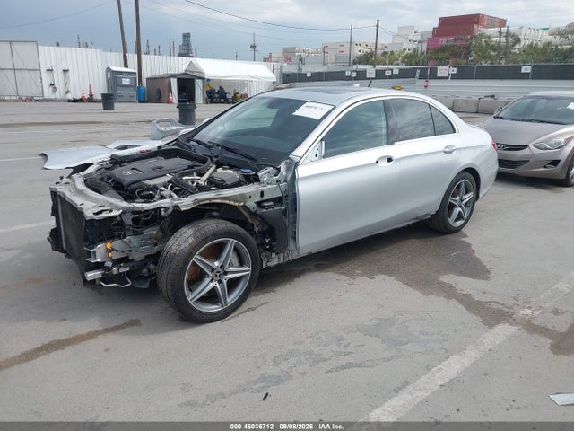 46036712 :رقم المزاد ، WDDZF4JB6KA513138 vin ، 2019 Mercedes-benz E 300 مزاد بيع