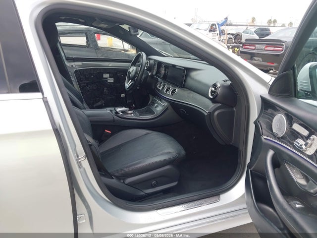 46036712 :رقم المزاد ، WDDZF4JB6KA513138 vin ، 2019 Mercedes-benz E 300 مزاد بيع